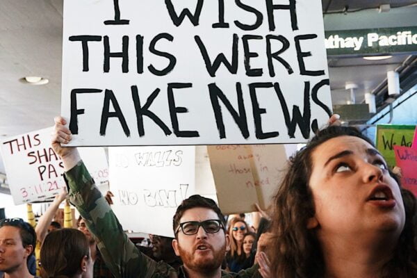 Fake_News_Adobe